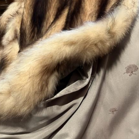 SOLD XL fitch fur Fulllength designer coat mint condition No Offers Pls Final$ - Picture 13 of 16